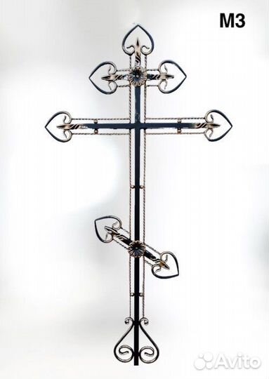 Кованый крест из металла