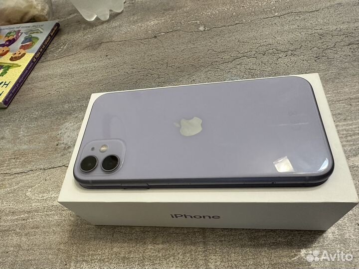 Телефон iPhone 11 128 gb