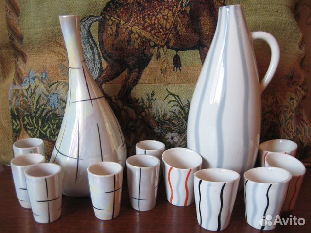 Фарфоровый графин с рюмочками (СССР)