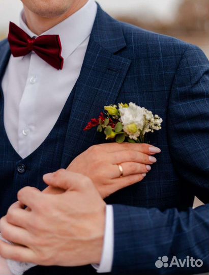 Костюм мужской тройка