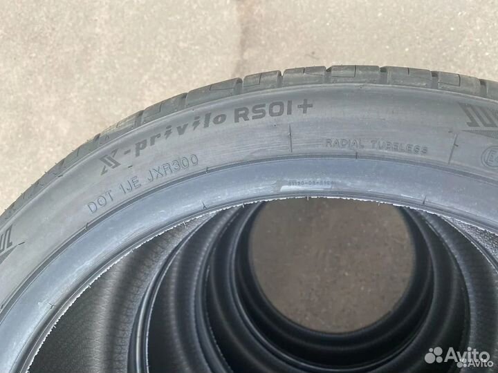 Tracmax X-Privilo RS01+ 275/40 R20