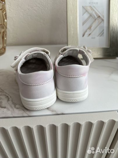 Сандалии для девочки 22 размер