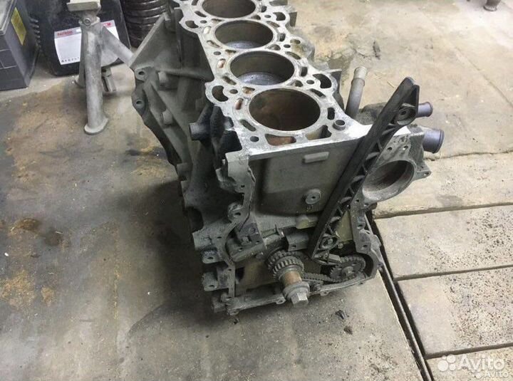 Блок цилиндров mazda tribute 2005 года