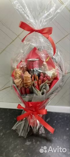 Мужской букет из колбасы