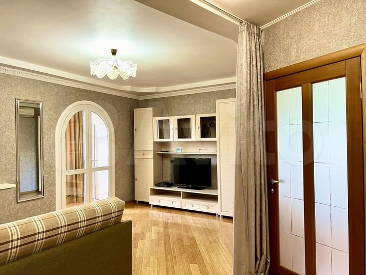 2-к. квартира, 50 м², 3/9 эт.