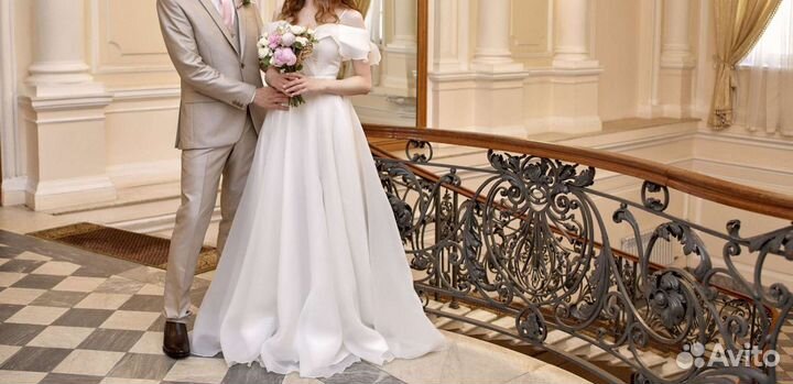 Свадебное платье