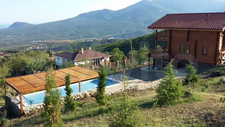 Дом 160 м² на участке 12 сот.