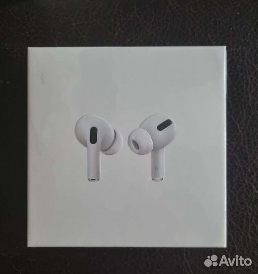 Наушники AirPods Pro Wireless Charging Case