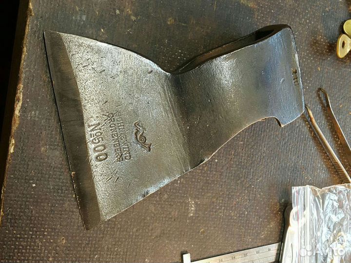 Топор кованный старинный топор