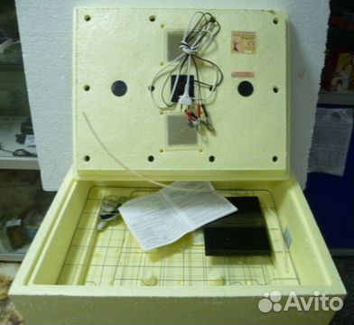 Инкубатор Золушка 70яиц-220/12В Автомат универсал