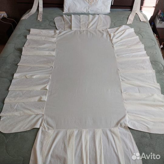 Комплект в кроватку для новорожденных 