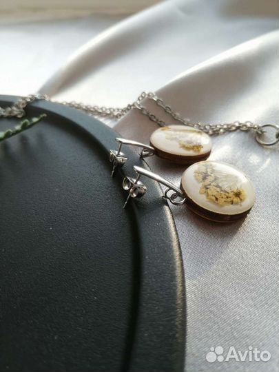 Серьги и кулон 