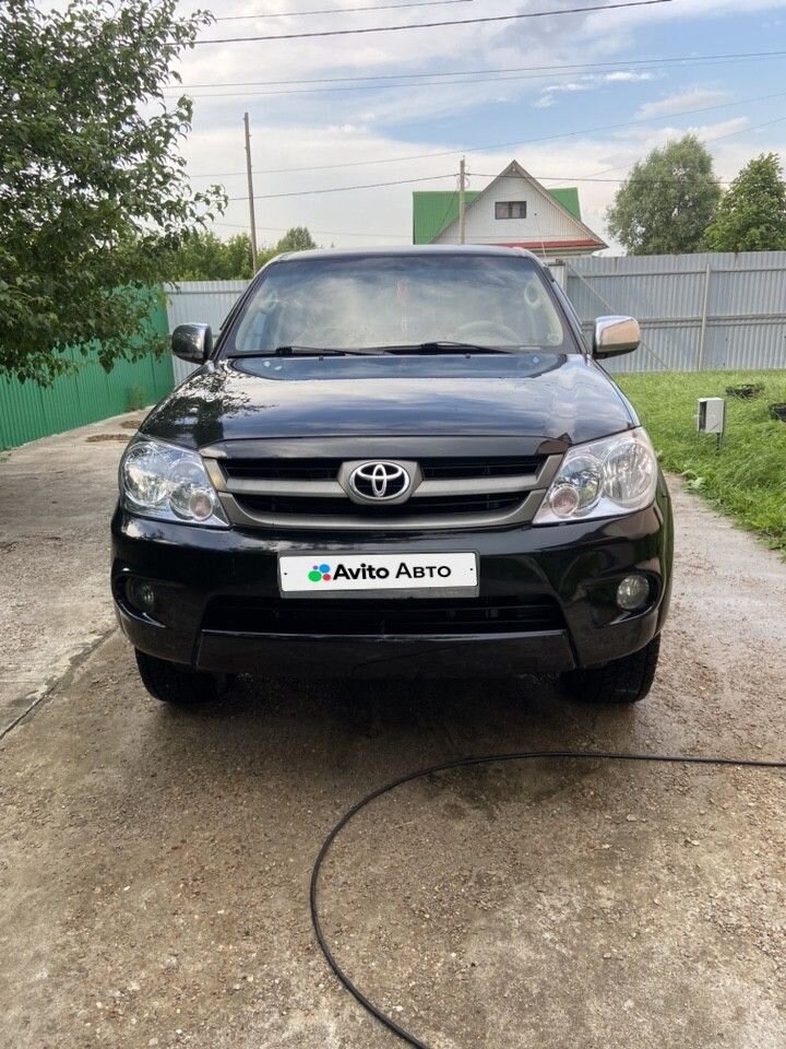Toyota Fortuner: фото из отзыва