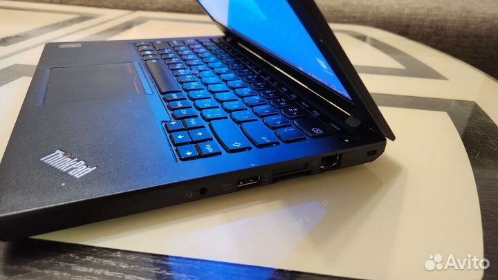 Ноутбук Lenovo thinkpad i5