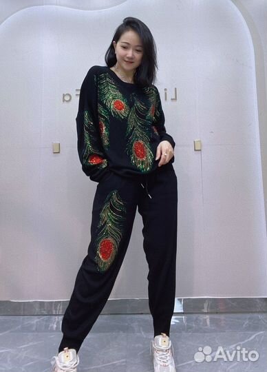 Спортивный костюм