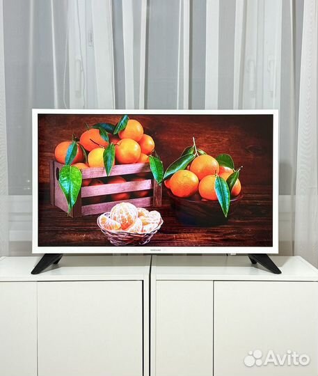 Белый SMART TV, 2019г, Wi-FI, Samsung 32 дюйма