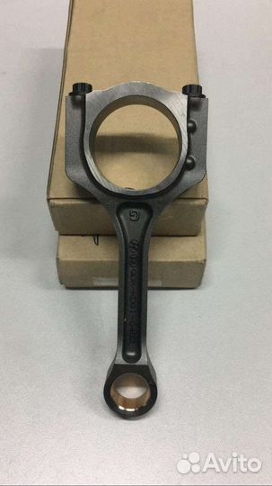 Шатун Hyundai KIA 235102g540