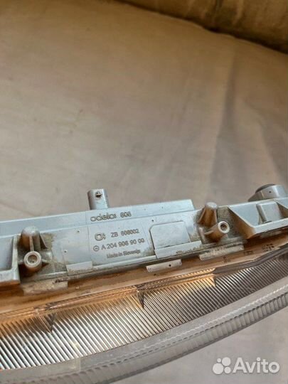 Дневной ходовой огонь передний правый