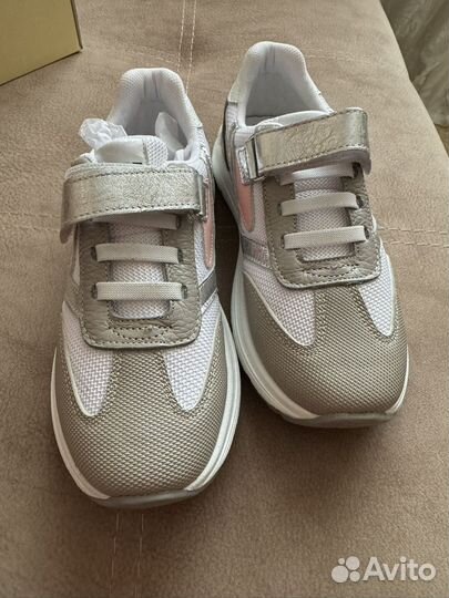 Кроссовки детские 33 размер