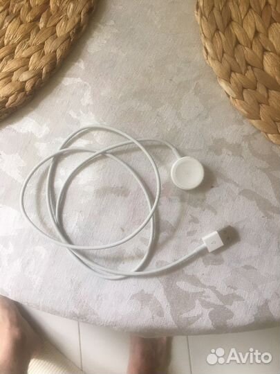 Беспроводная зарядка apple watch