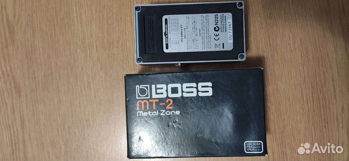 Boss metal zone MT 2