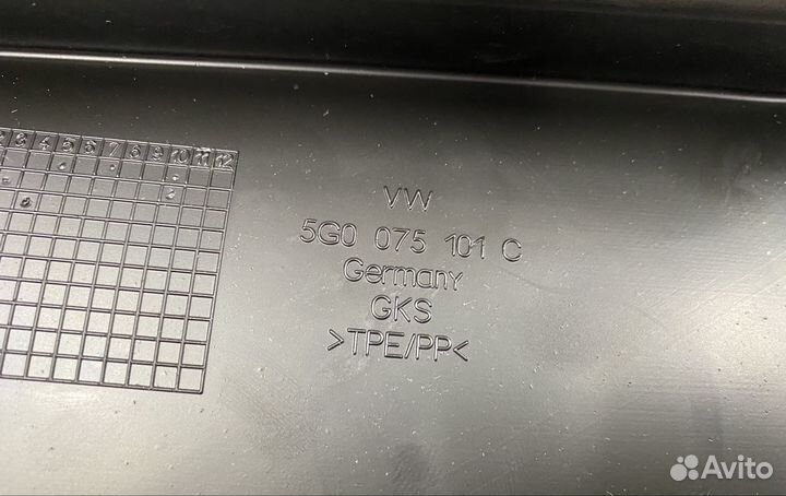 Брызговики задние Volkswagen Golf 7 2017-2020