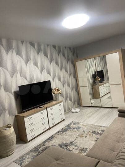 2-к. квартира, 52 м², 5/9 эт.