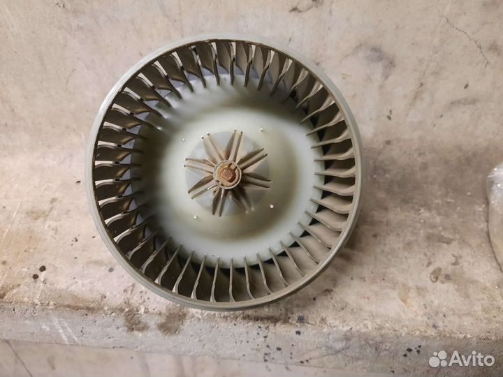 Моторчик печки Cadillac srx 1 2003-2009