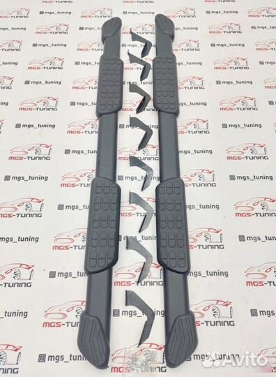 Пороги на Toyota Tundra Crew Max Black 2006+