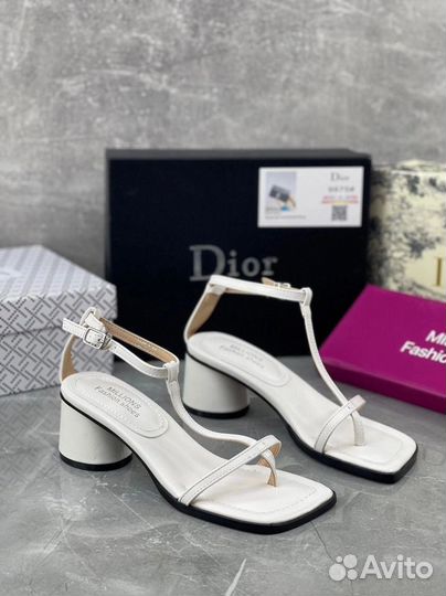 Сандалии dior