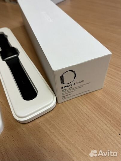 Apple watch 7000 series