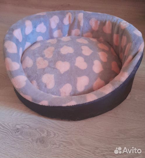 Лежанка для кошек