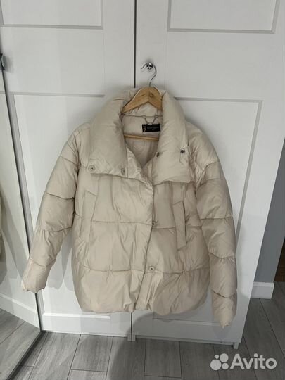 Пуховик женский светлый
