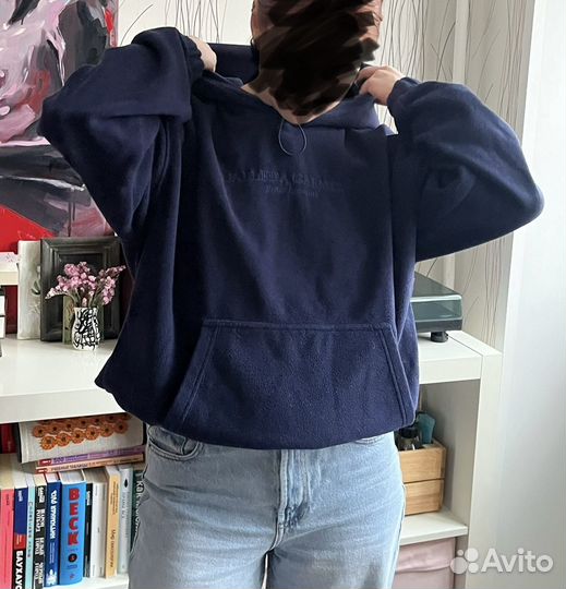 Толстовка called a garment