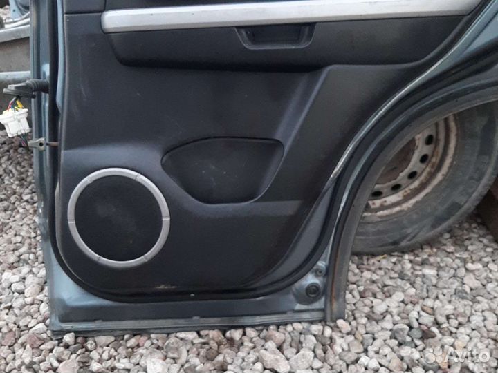 Дверь задняя Сузуки Гранд Витара 3 2005-2015 год