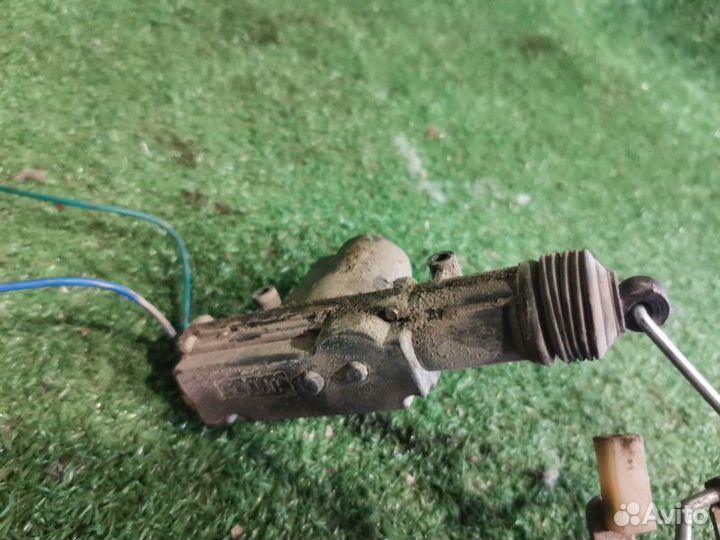 Замок двери передний правый Ваз 21093 21083 1994