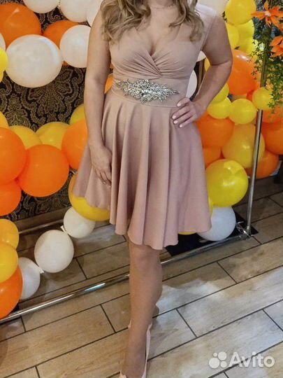Платье золотой песок 40 42