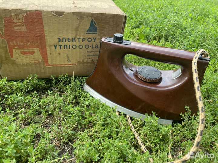 Электроутюг elis 205 рабочий 1000 Вт утюг СССР