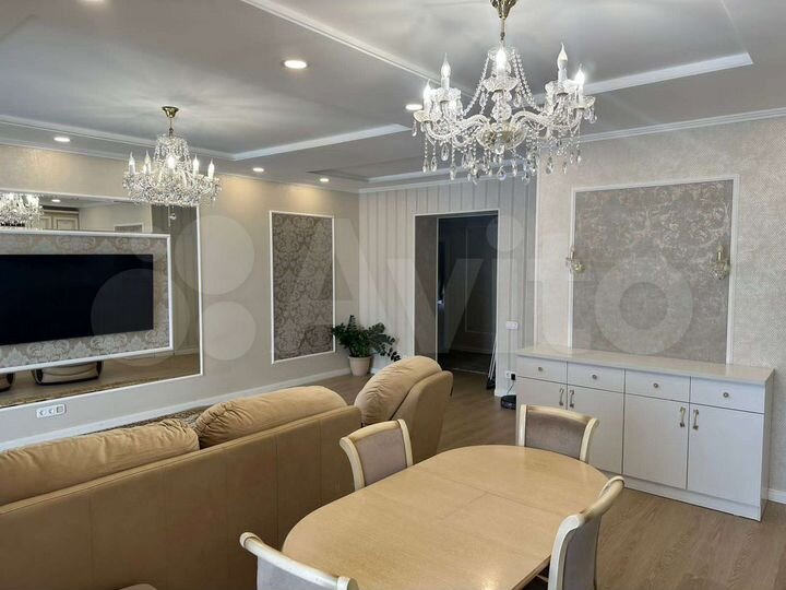 4-к. квартира, 130 м², 8/16 эт.