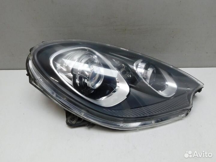 Фара правая Porsche Macan