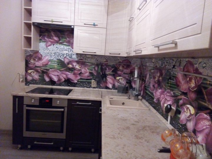 2-к. квартира, 70 м², 2/17 эт.