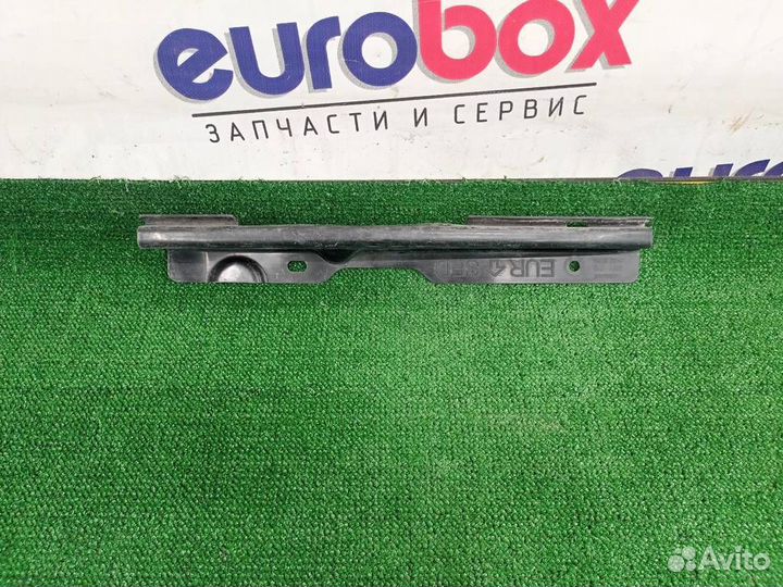 Кронштейн заднего бампера Nissan Tiida C11 2007