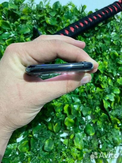 iPhone Xs, 64 ГБ