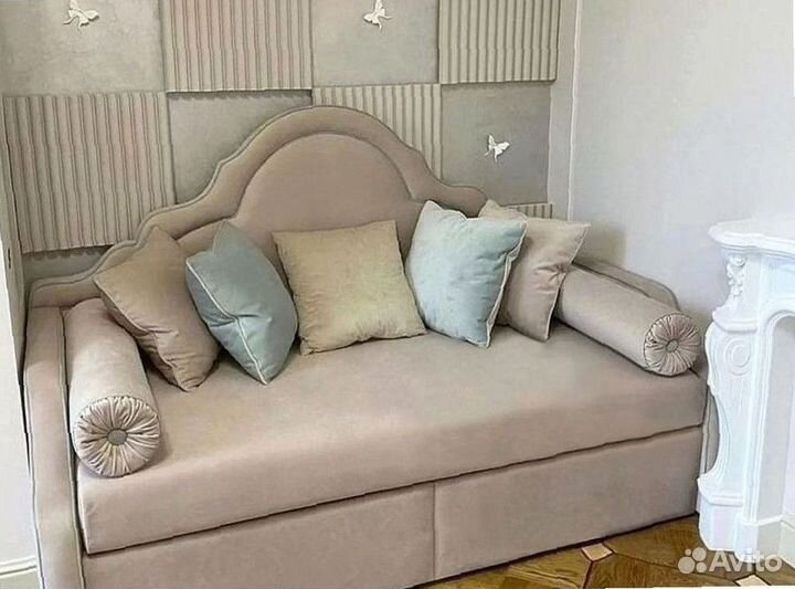 Кровать диван детская мягкая