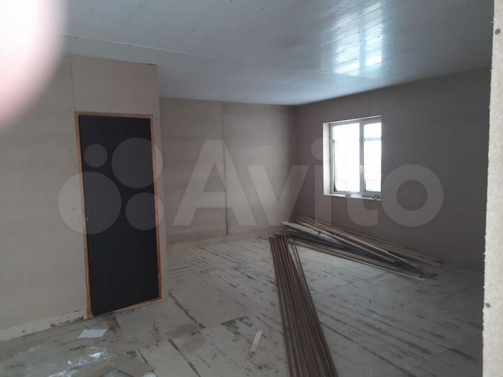 Дом 36 м² на участке 6 сот.