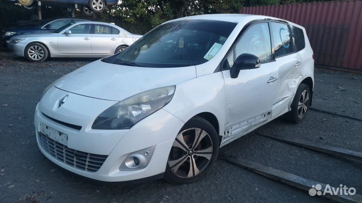 Зеркало наружное правое renault scenic 3 2011