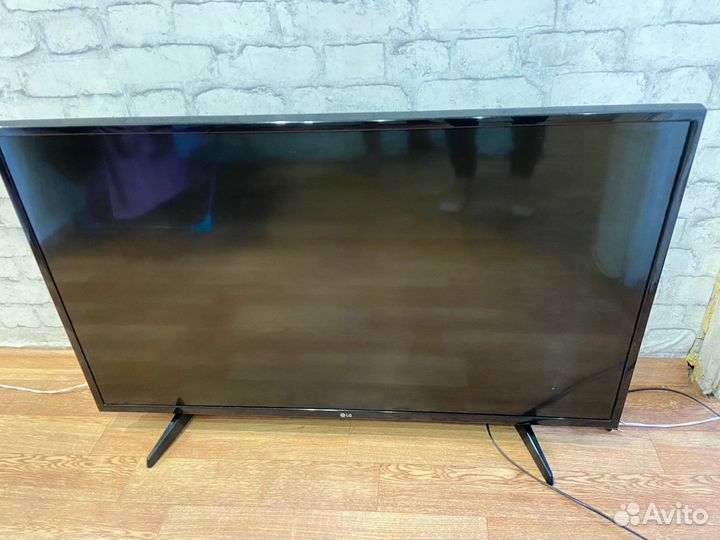 Телевизор LG smart tv