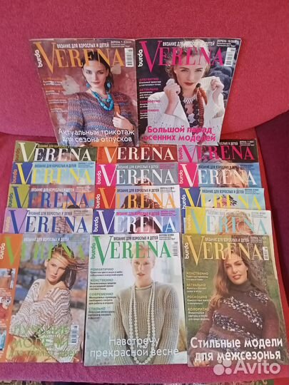 Журналы по вязанию спицами и крючком и книги