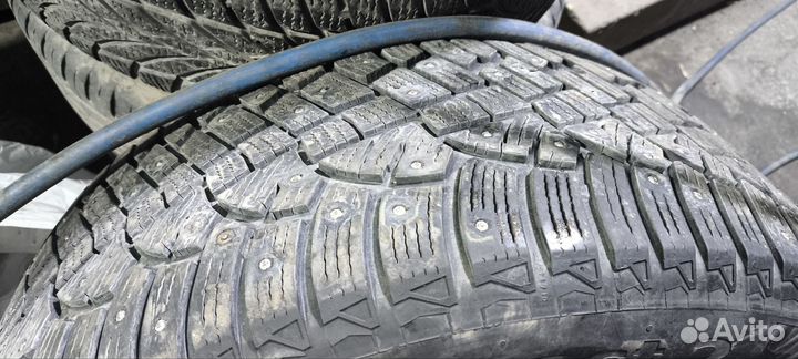 Continental IceContact 2 235/60 R18 и 255/60 R18 107T