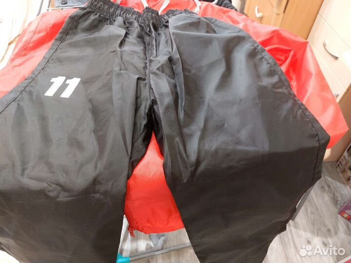 Костюм непромокаемый для футбола на улице